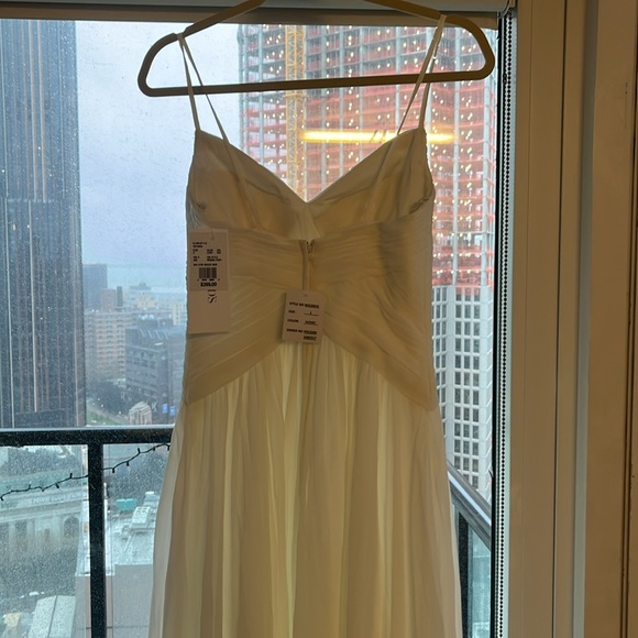*SOLD* NWT David’s bridal wedding dress in ivory - Picture 6 of 9